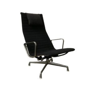 Early 4-Legs Lounge Chair EA 124, Ray & Charles Eames for Herman miller