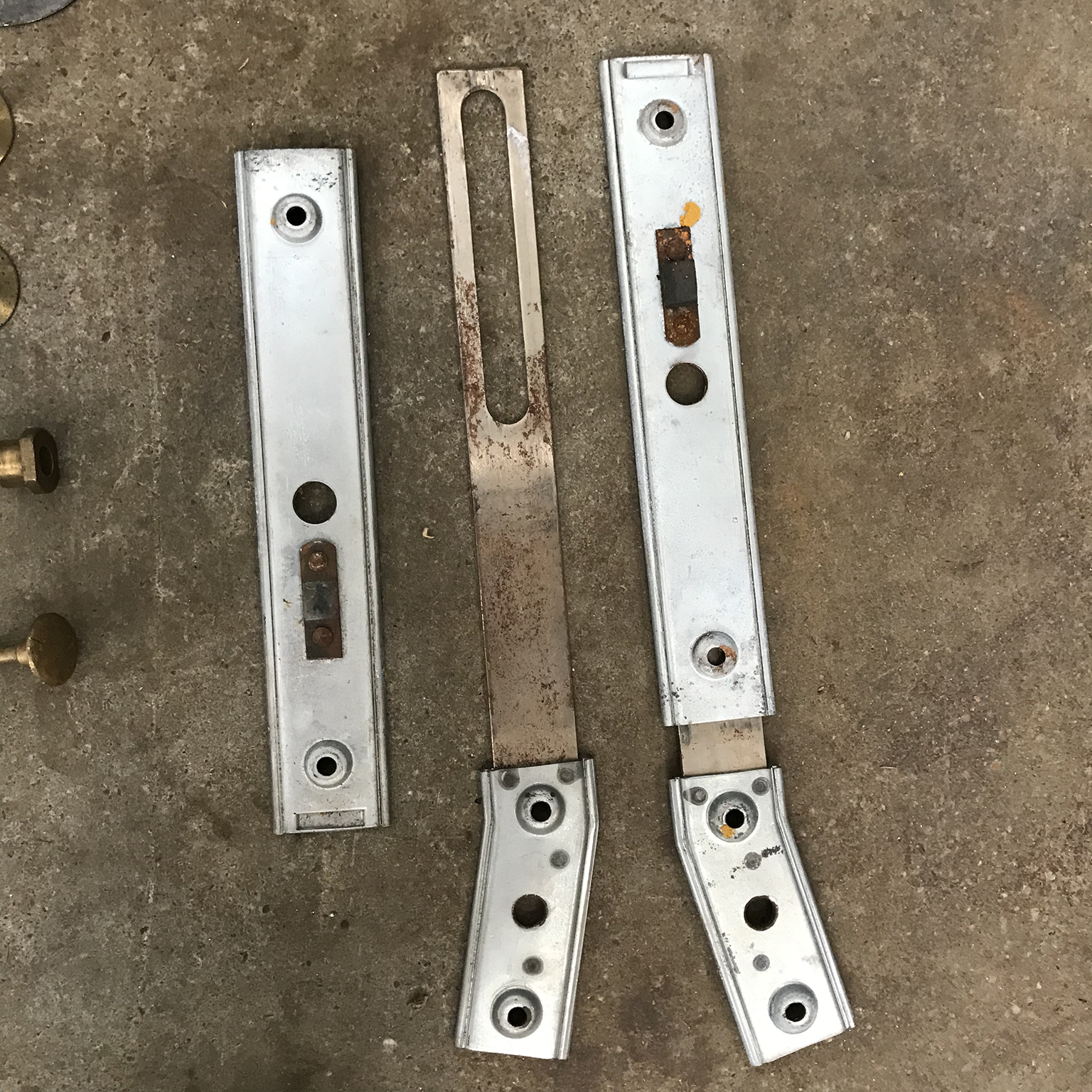 Parts for divers P40 Chairs by Osvaldo Borsani for Tecno - Image 17