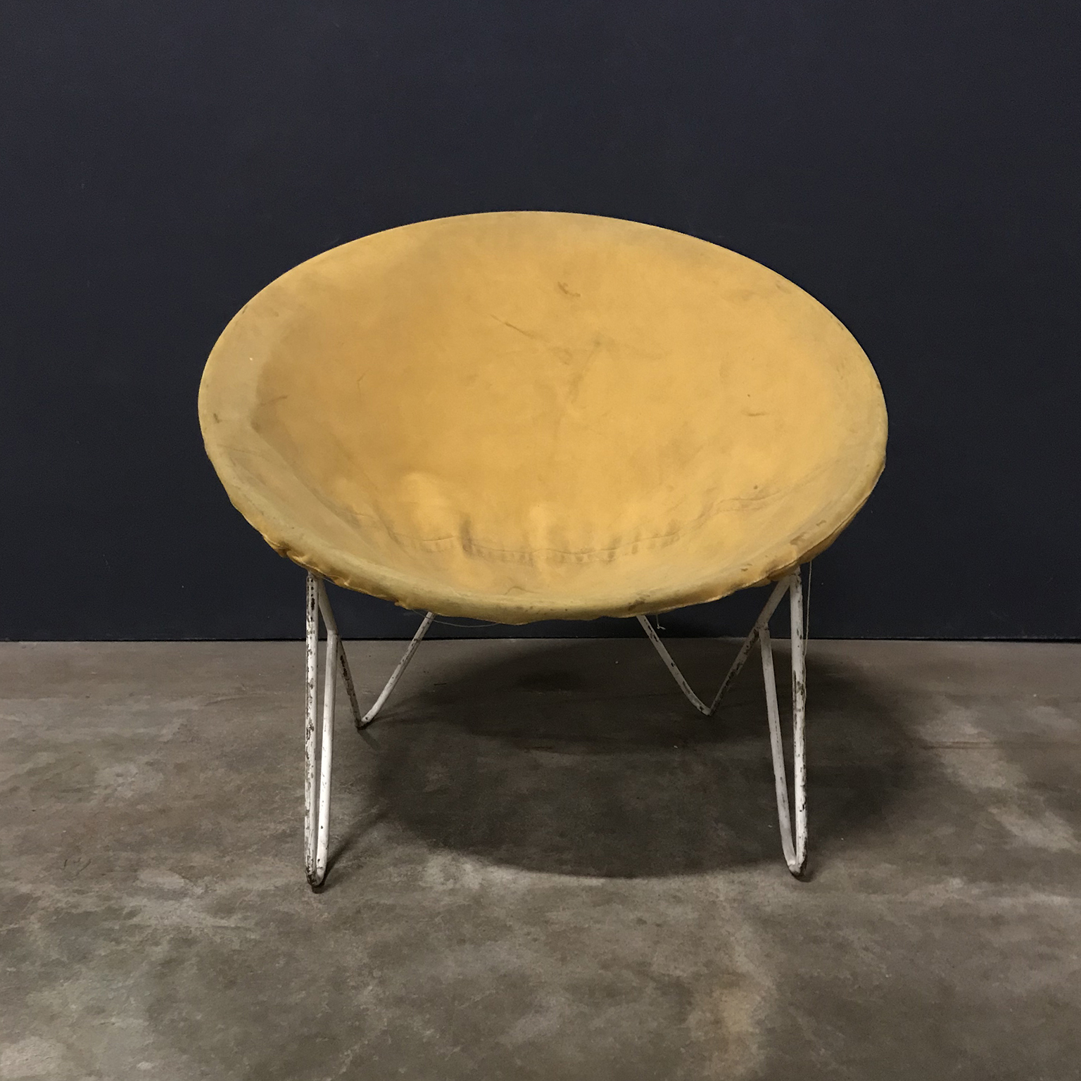 Elegant Sixties Hammock Chair with White Base in Style of Ferrari and Hardoy Plus Bertoia - Image 8