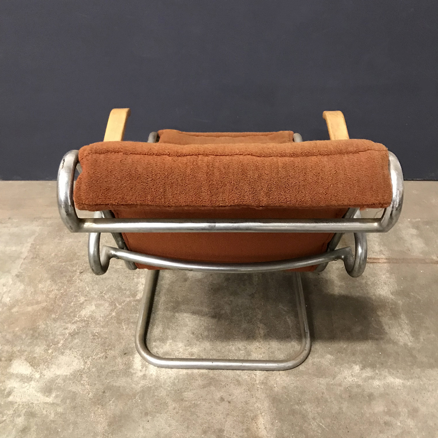 Original Easy Chair with First Fabric - Image 6
