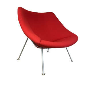 Red Oyster F157 by Pierre Paulin Newly Upholstery In Red