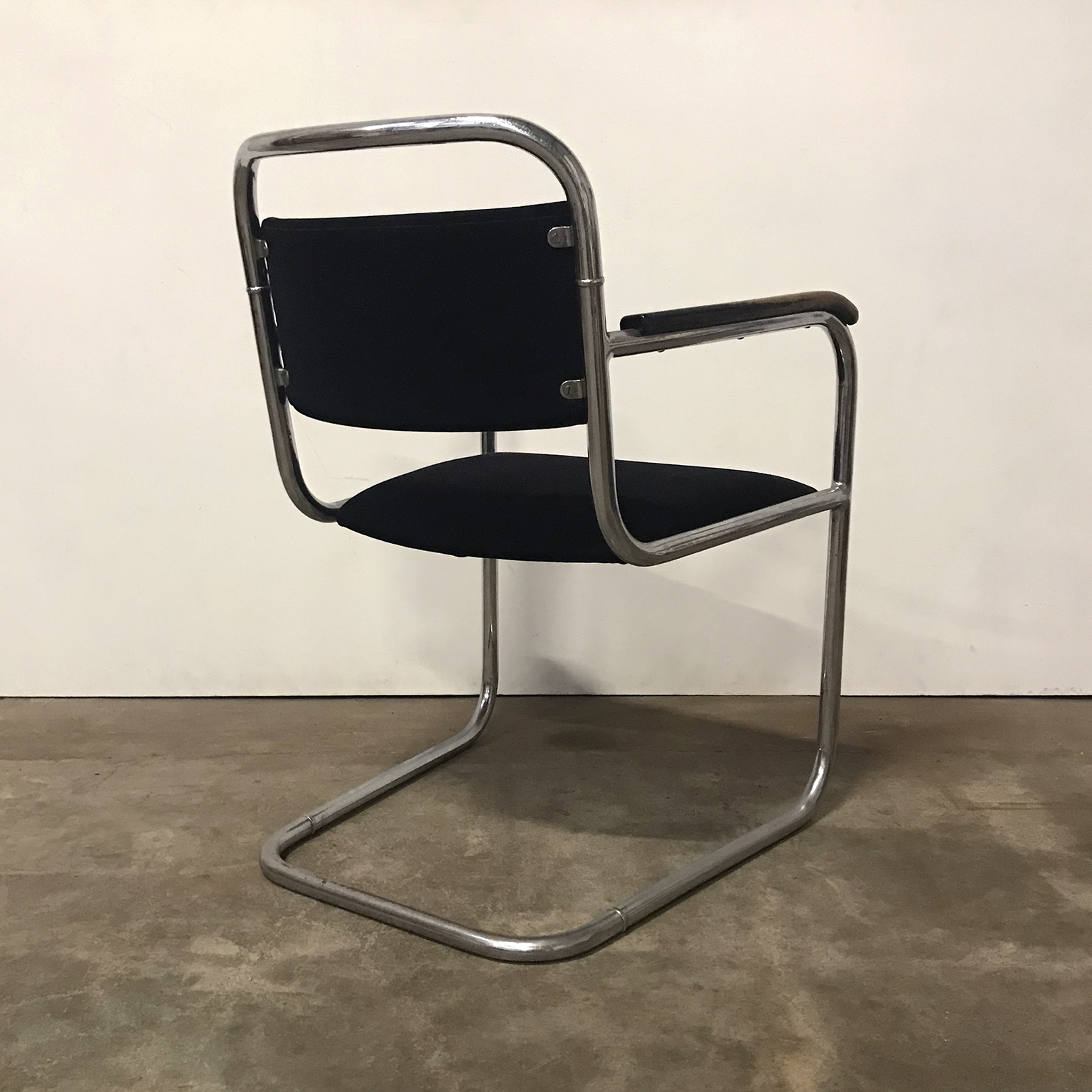 Set of Original Tubular Chairs with Black Upholstery - Image 5