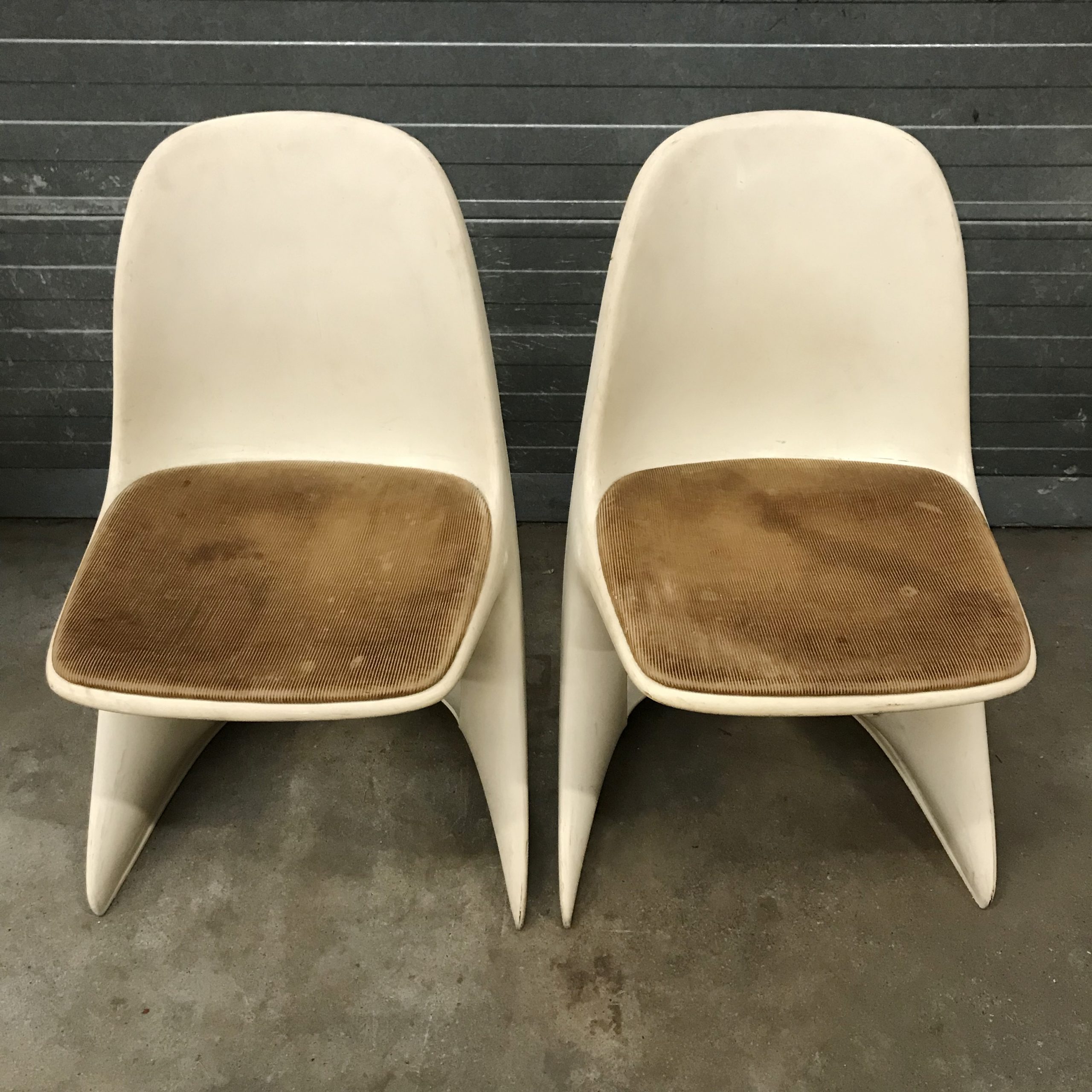 Set of Four Cream Colored Casalino Dining Chairs by Alexander Begge - Image 8