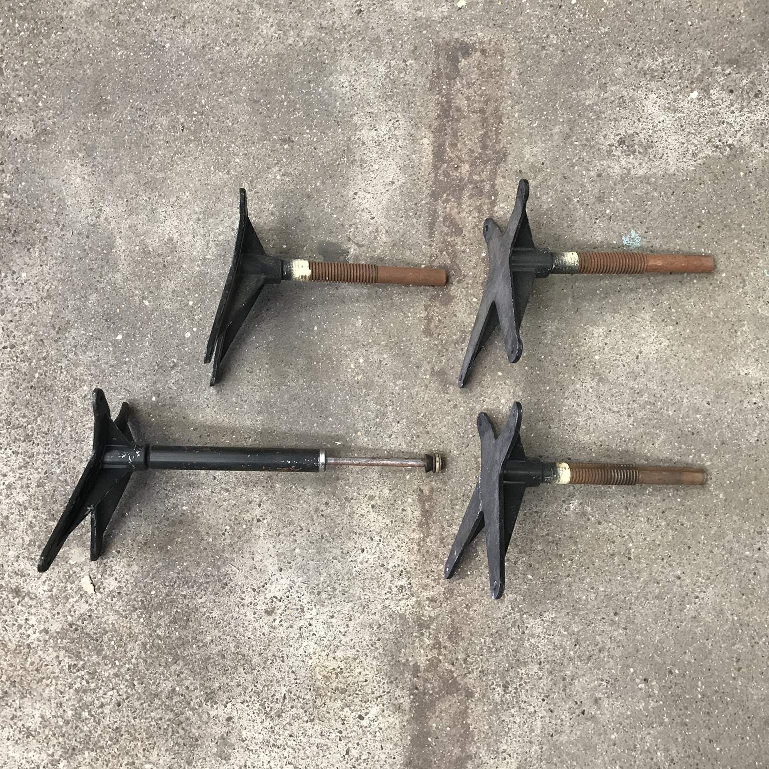 Tandem Eames for Herman Miller for Three Shells and a Table Top - Image 13