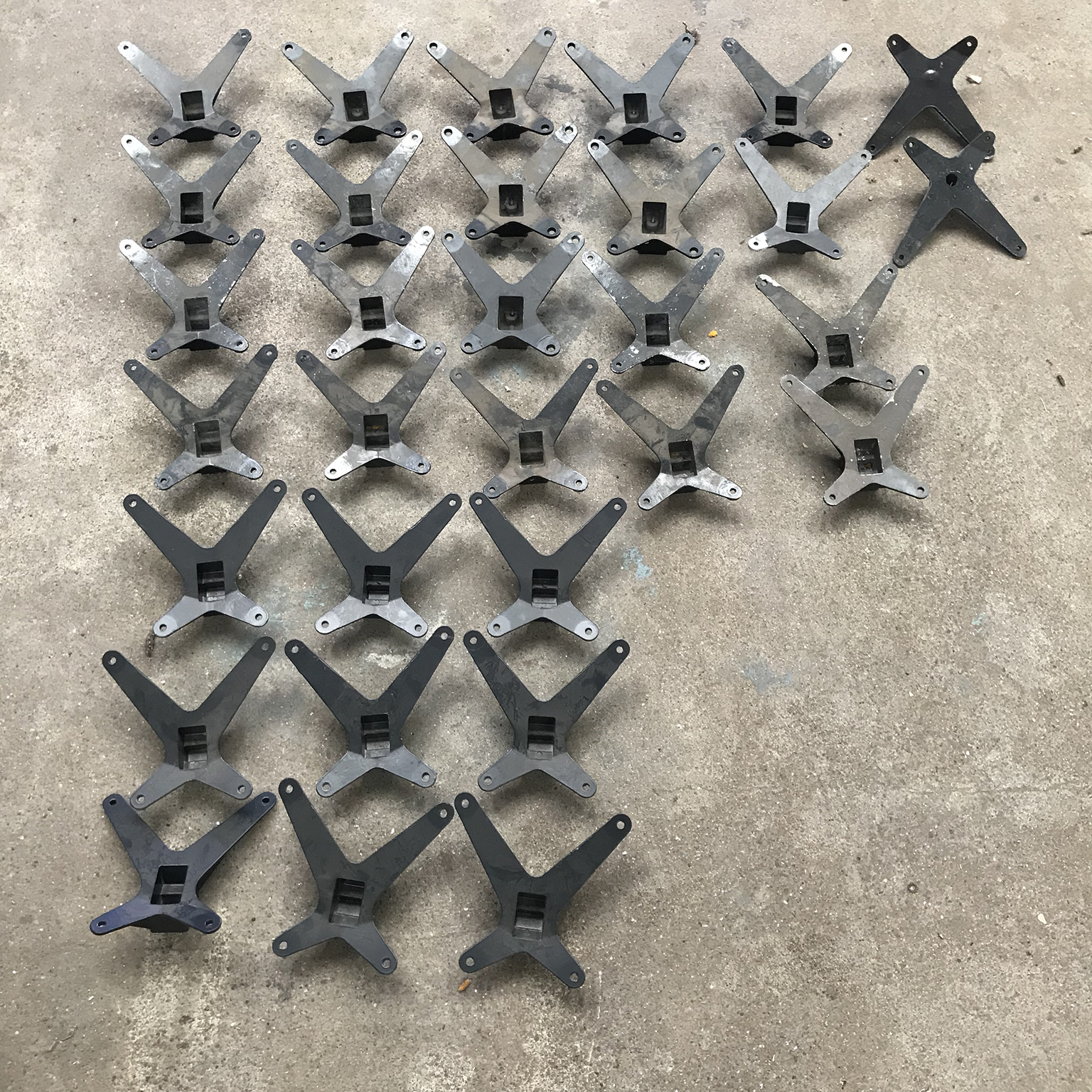 Tandem Eames for Herman Miller for Three Shells and a Table Top - Image 15