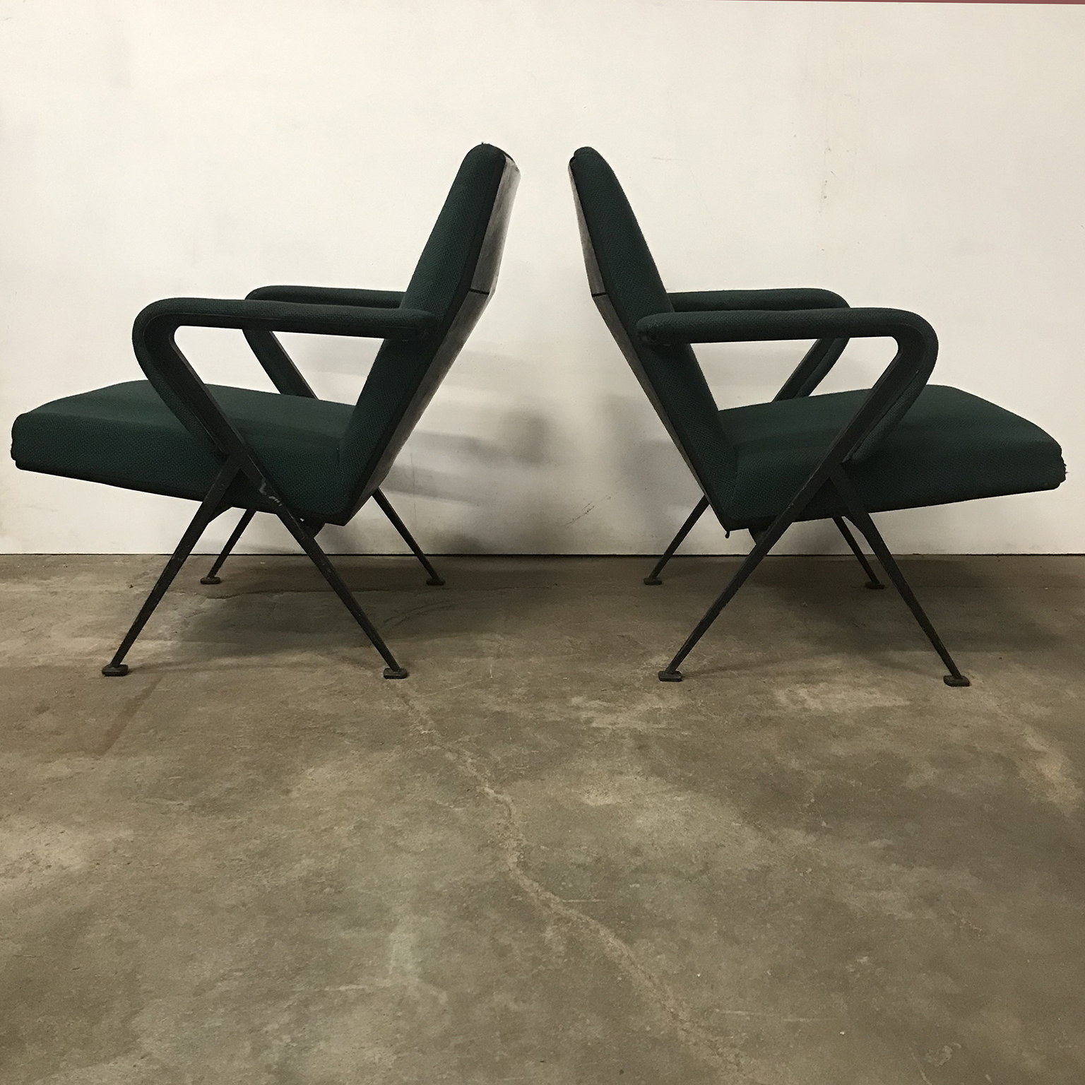 Repose Lounge Armchair Green Upholstery, Friso Kramer, Ahrend - Image 3